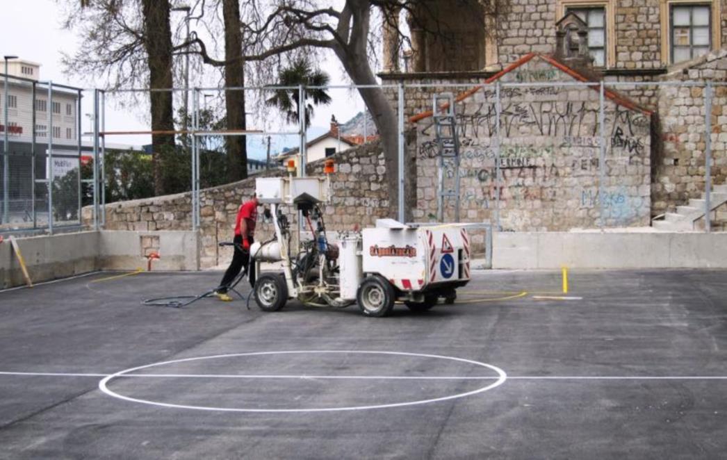 Ocrtava se igralište na Kantafigu (FOTO)