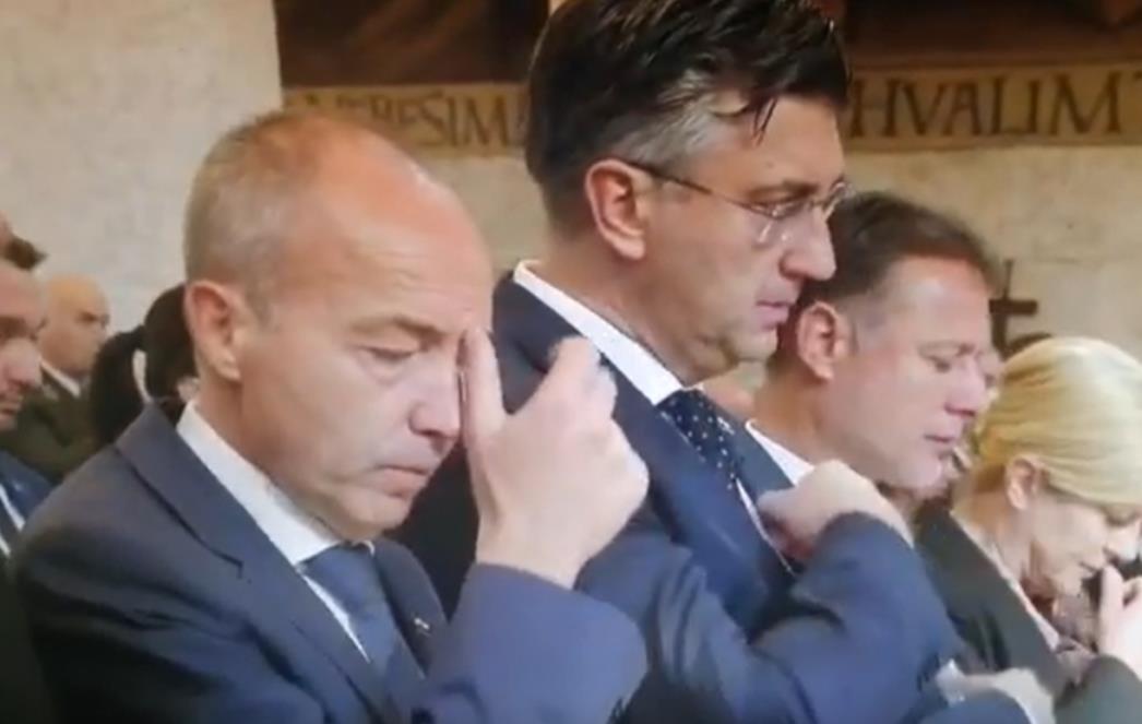 Bog, domovina ili domovina, Bog?