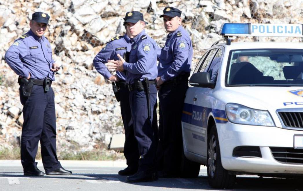 Bacio bombu u autobus, poginuo vozač