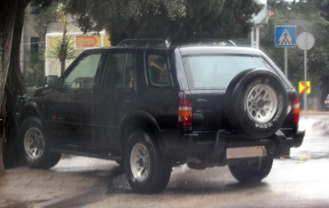 KOMPLEKSI: Prava istina o izreci - veliki auto, mali centimetri