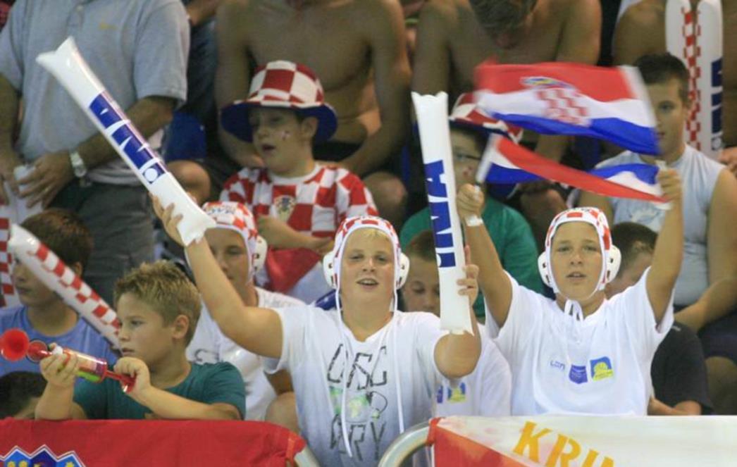 HRVATSKA U POLUFINALU SVJETSKOG PRVENSTVA Juniori uvjerljivo nadigrali SAD, prvo ime jugaš Antun Goreta!