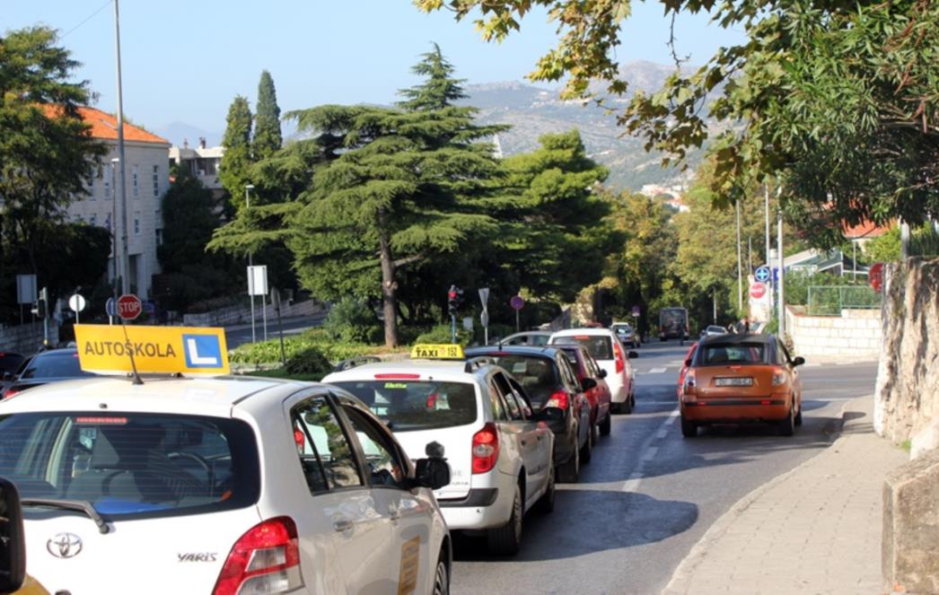 MOŽE I BOLJE: Što ne valja s ovom slikom?   