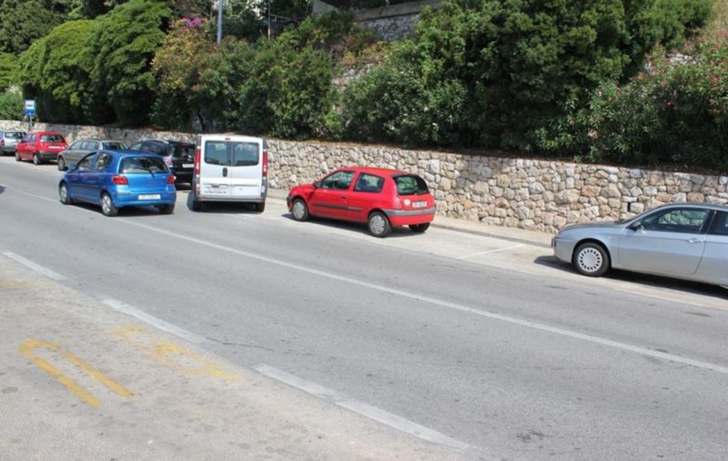 Gdje je policija kad treba? (FOTO)