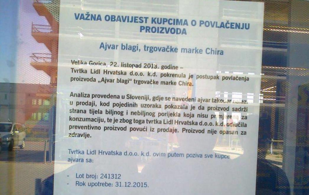 PRONAĐENA STRANA TIJELA U HRANI: Lidl povukao ajvar s polica!