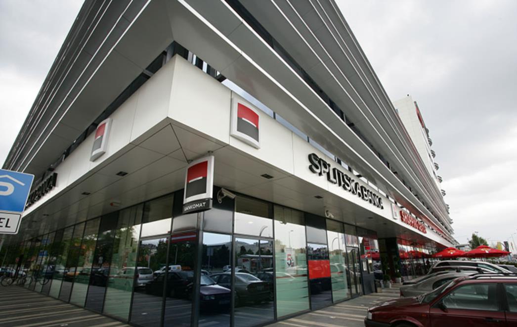 TAKO TO RADE U SPLITSKOJ BANCI: Kada vam naplate nešto za što niste znali