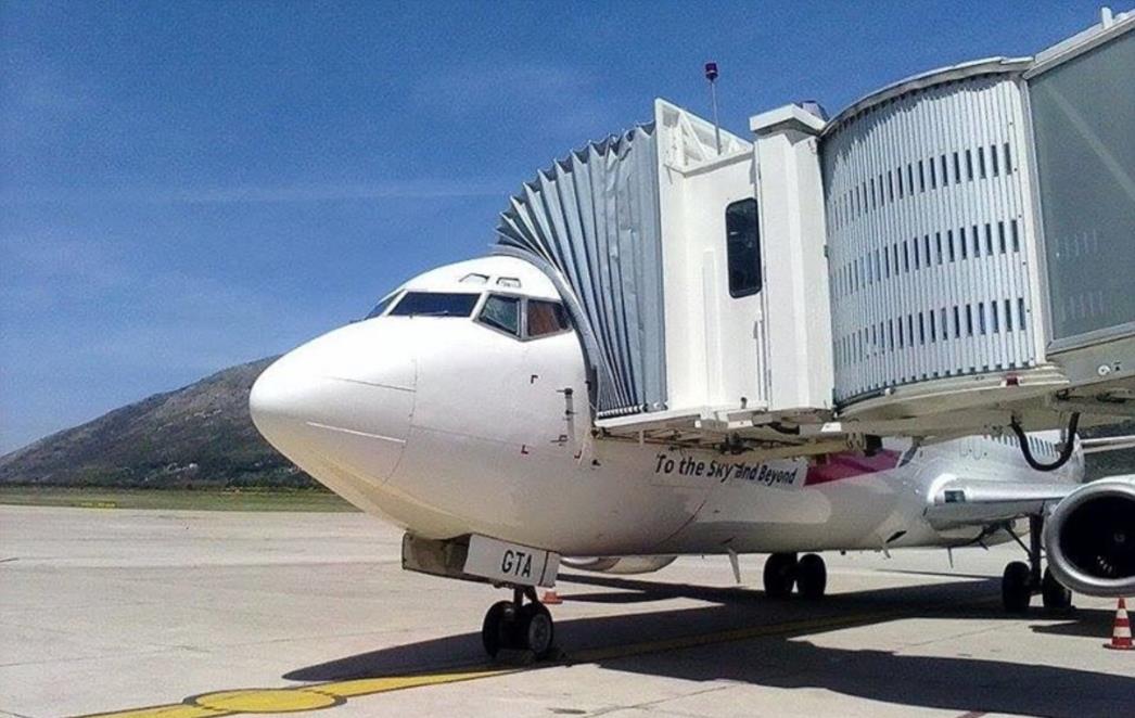 U zračnoj luci Dubrovnik je prvi put u povijesti upotrijebljen aviomost