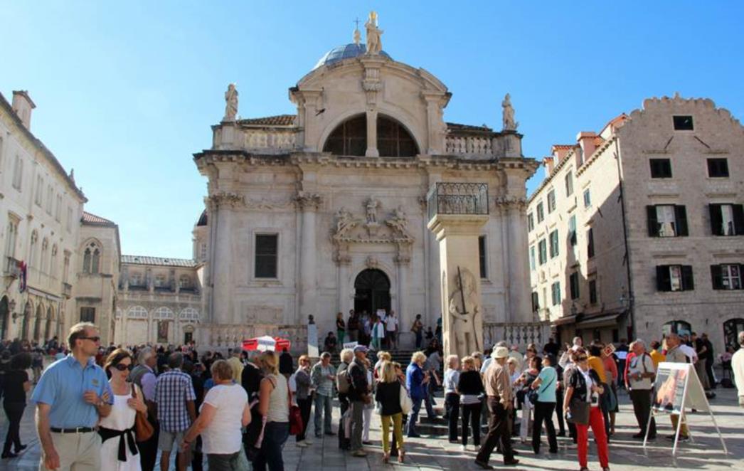 UŽIVANCIJA U DUBROVNIKU: Nema tko nije prošetao Stradunom (FOTOGALERIJA)