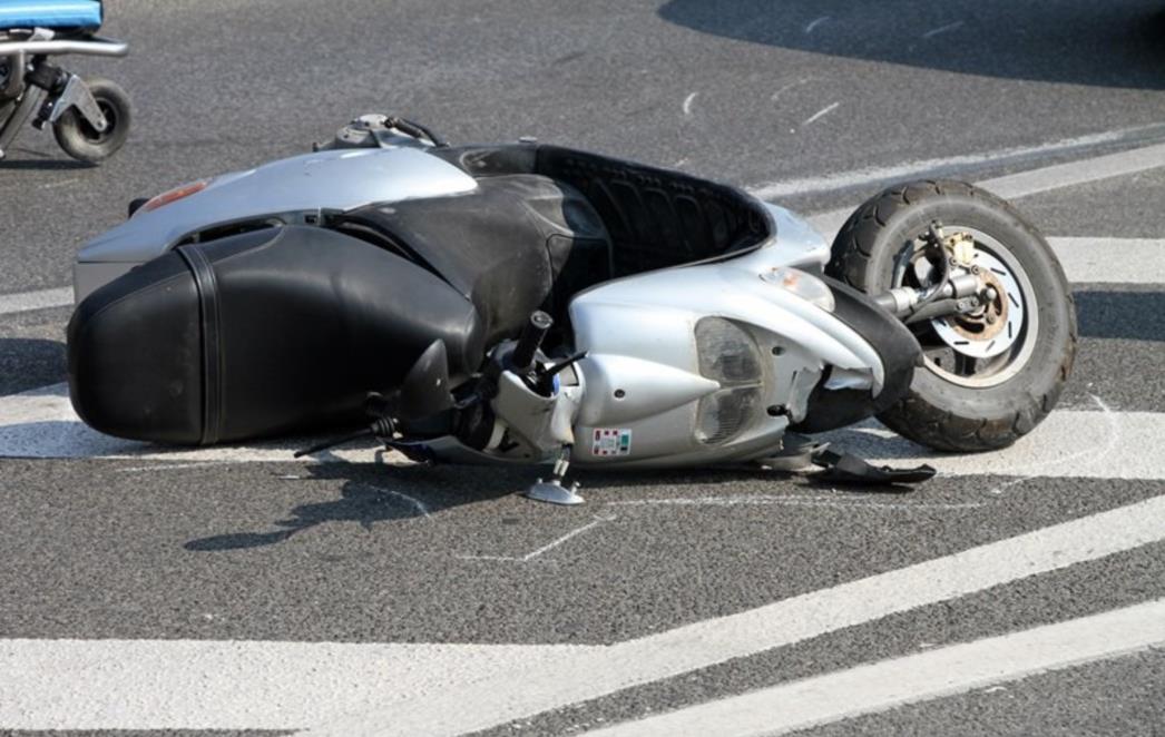SUDAR MOTOCIKLA I AUTOMOBILA Prometna nesreća u Gružu, jedna osoba ozlijeđena