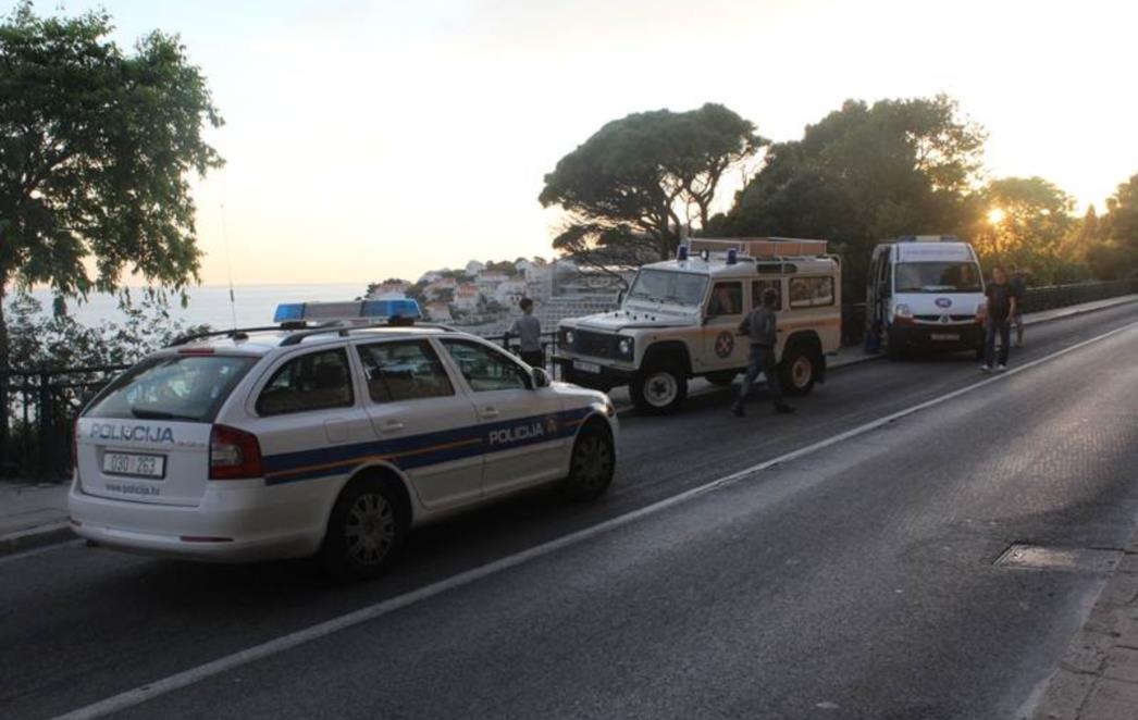 TRAGEDIJA: Muškarac pronađen mrtav na stijenama  ispod Boninova