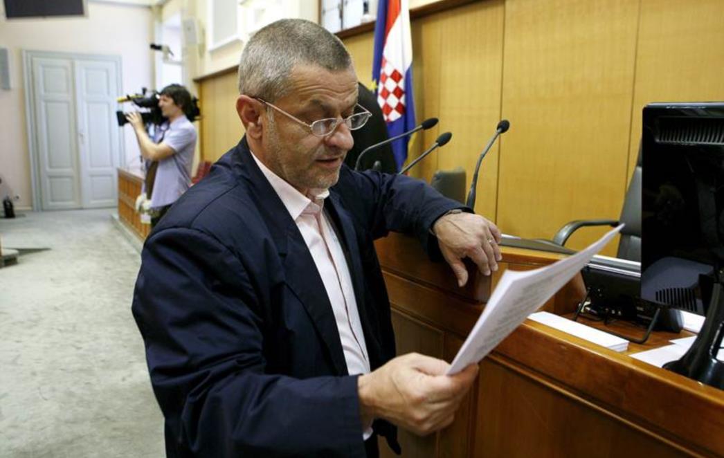 Lesar: Ovršni zakon je ozakonjena krađa novca građana
