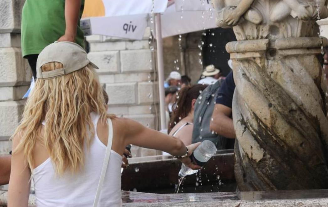 Toplinski val na vrhuncu, Dubrovnik se probudio na 28 stupnjeva  (FOTO)