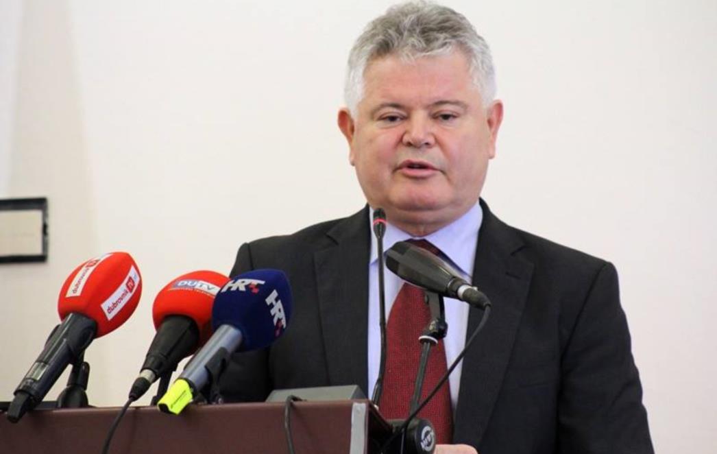 NAKON PADA PRORAČUNA VLAHUŠIĆ UPIRE PRSTOM:  Iza svih njih stoji jedan čovjek!