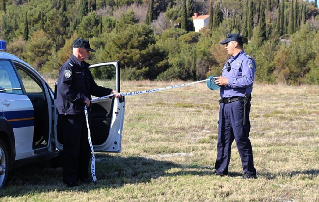 MUŠKARAC U ŽIVOTNOJ OPASNOSTI Detalji pokušaja ubojstva: Usred ljubavne svađe ga probola u trbuh