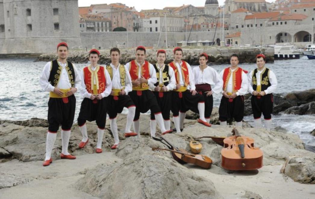 Klapa Kaše pomela konkurenciju u Omišu 