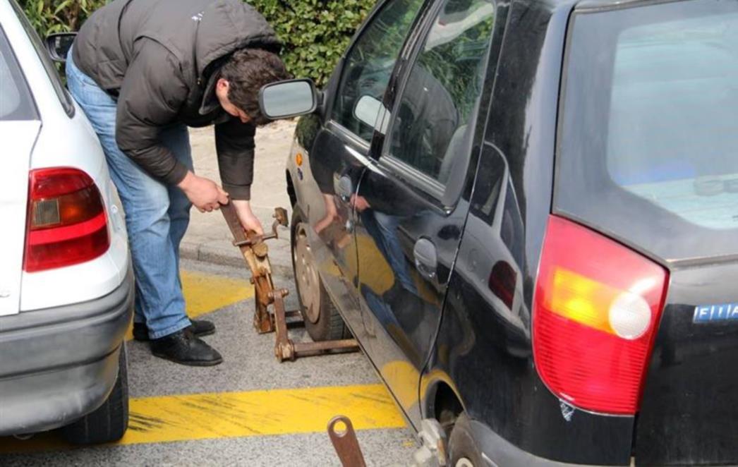 SANITAT ILI TEATAR APSURDA DRUGI DIO: Kako je došlo do besplatnog parkinga u Dubrovniku?