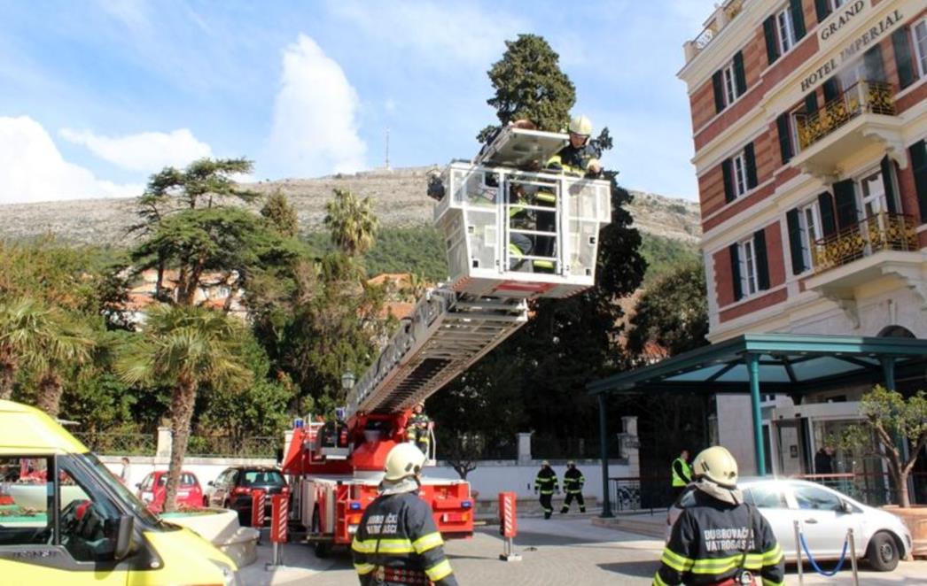 Gorjelo u Hotelu Hilton, dubrovački vatrogasci spriječili veću štetu