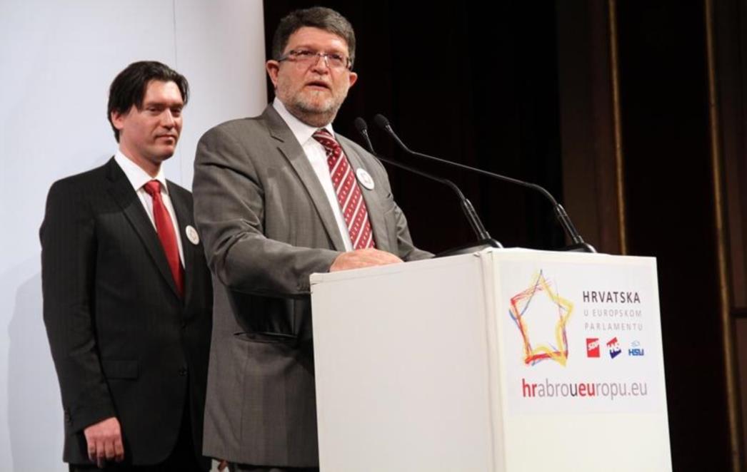PREDIZBORNI SKUP SDP-a, HNS-a i HSU-u:  Dubrovnik će biti biser Europe! (FOTOGALERIJA)