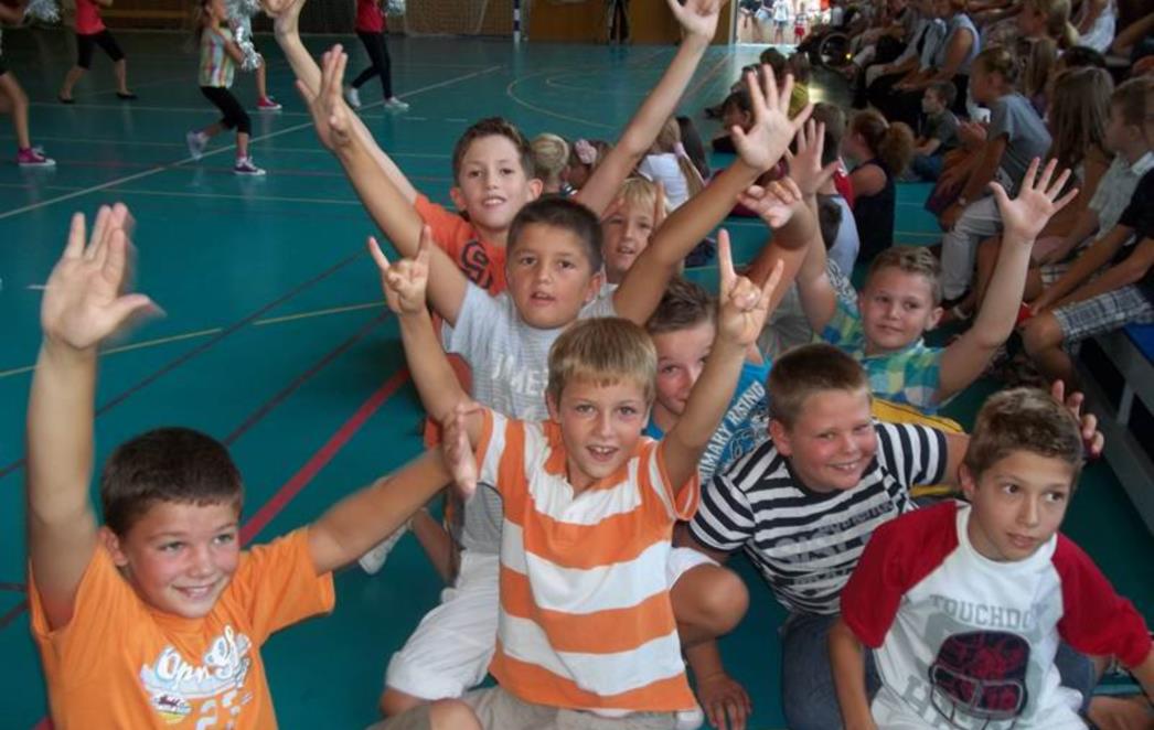 Dan uzbuđenja, suzica i političkih obećanja FOTO
