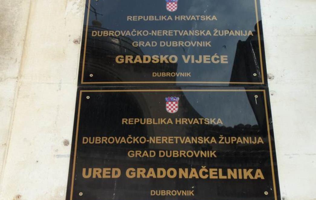 Grad Dubrovnik podnio prijavu zbog otuđenja zastave sa Minčete