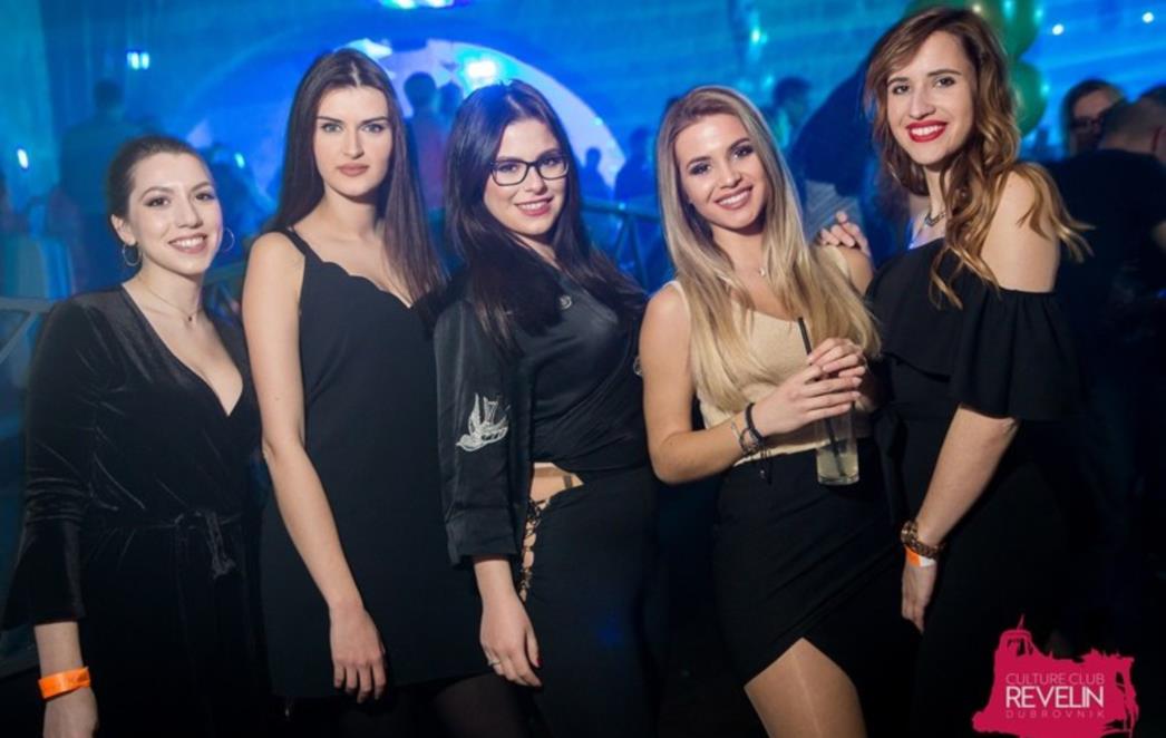 FENOMENALAN VIKEND U REVELINU Uživajte u odličnom programu, od studentskh zabava do Love Shocka