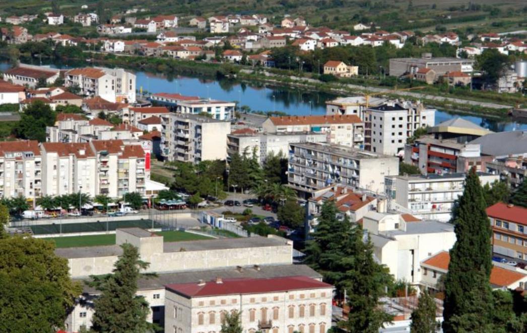 Detalji o MONSTRUMU IZ METKOVIĆA: Susjedi kažu da ga je  bolje zaobići nego sresti!