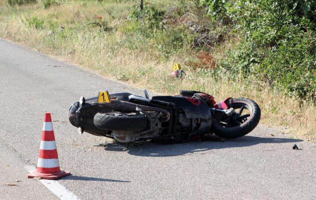 PROMETNA NESREĆA U DUBROVNIKU: Ozlijeđen motorist u sudaru s automobilom