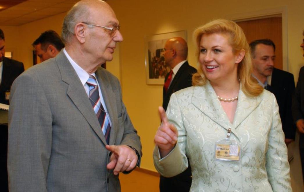 Poč*ica Matija Babić i što Grabar Kitarović zna o kitama 
