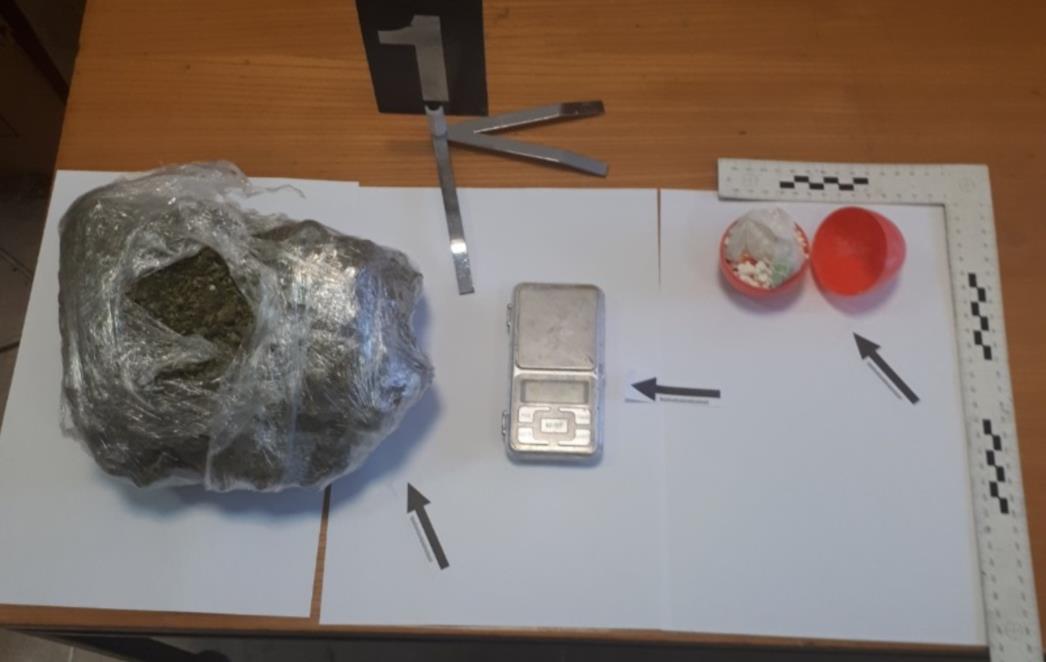 Osumnjičena za krađu novca a potom u rutinskoj kontroli pala s drogom