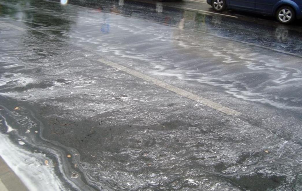 'GRAD SE BELI': Kolumbijska kiša ili Vlahušićev mikroasfalt? (FOTO)