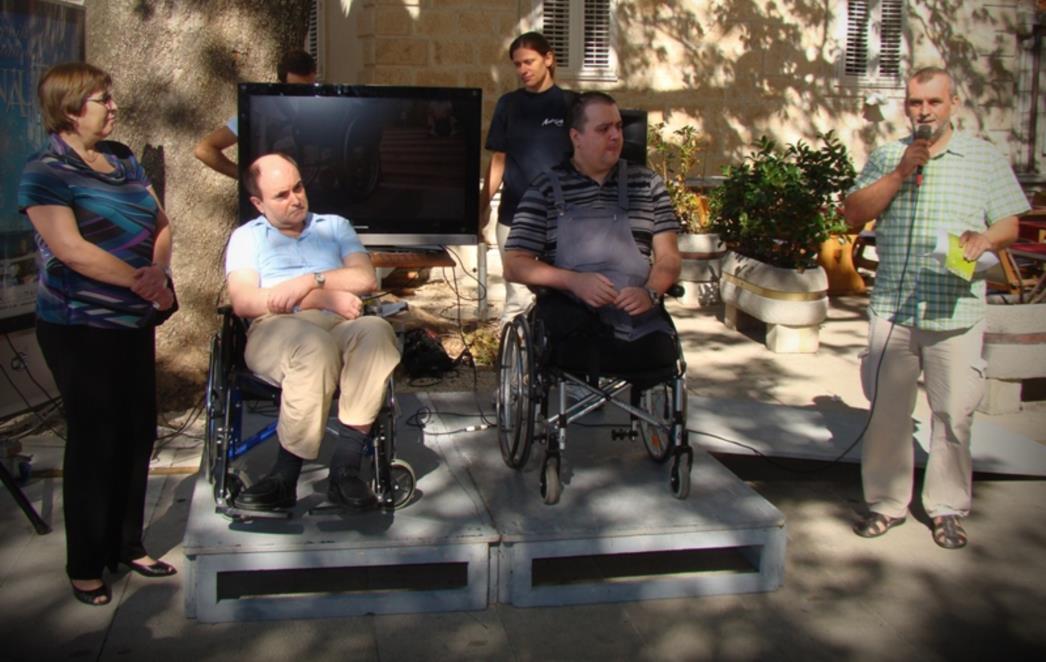 DUBROVAČKI INVALIDI BIJESNI NA GRADONAČELNIKA: Već dvije godine samo obećavate, učinite nešto!