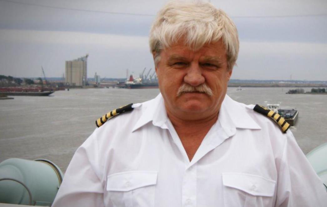 KAPETAN PERO METKOVIĆ: Stara dama i jedanaest pomoraca...