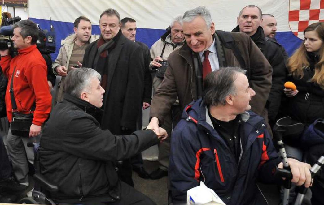 Izaslanstvo hrvatskih župana posjetilo branitelje u Savskoj