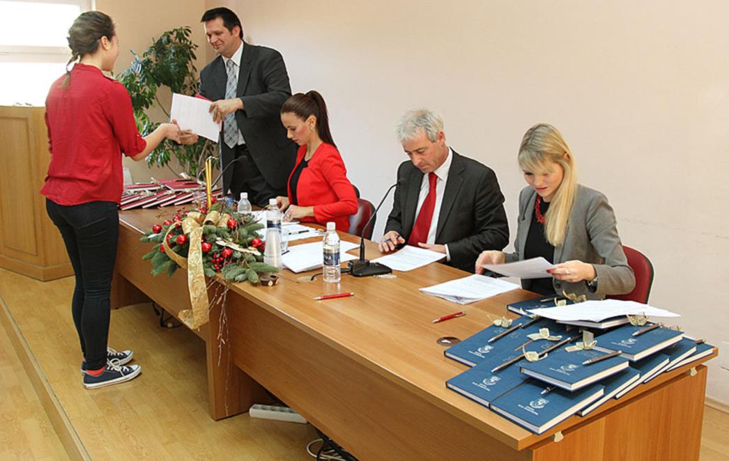 Župa dubrovačka raspisala natječaj za dodjelu stipendija, evo tko sve ima pravo na natjecanje
