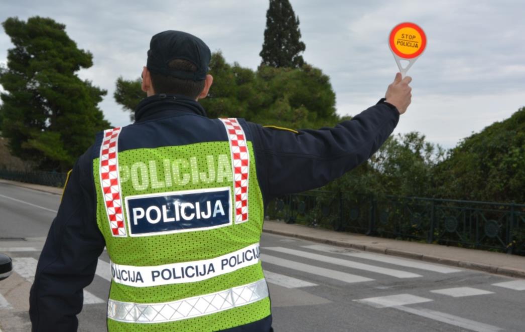 VOZAČ SANKCIONIRAN KAZNOM U IZNOSU OD 10 TISUĆA KUNA Najveća koncentracija alkohola zabilježena je u Zatonu