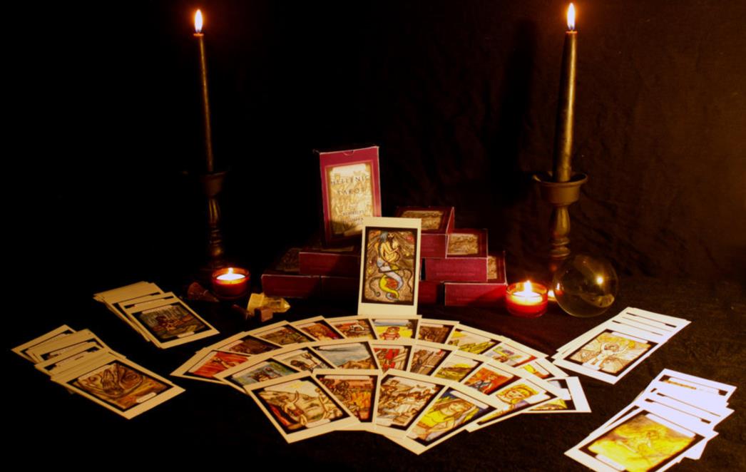 MEDIJI PREPUNI ASTROLOGIJE, TAROTA I VIDOVNJAŠTVA Biznis koji iskorištava potrebe lakovjernih ljudi