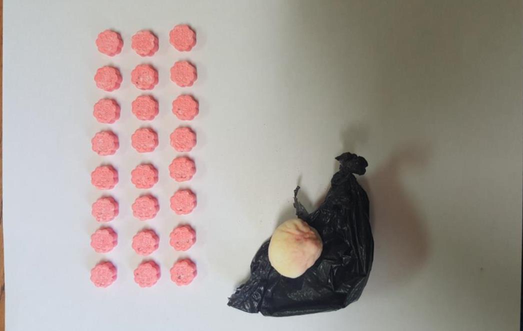 MLADIĆ (19) 'PAO' S DROGOM Policija pronašla 24 tablete ecstasyja i speed