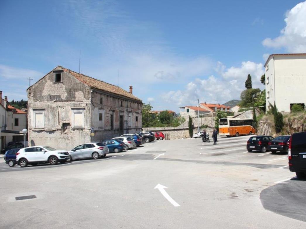 Nema više parkiranja u bivšeg Radeljevića