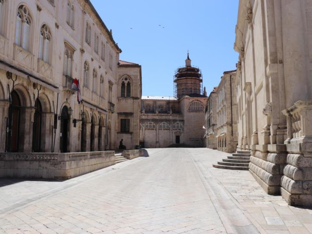 NERADNA NEDJELJA I TURIZAM 'Zimi nema 'žive duše', ali ljeti je druga priča'