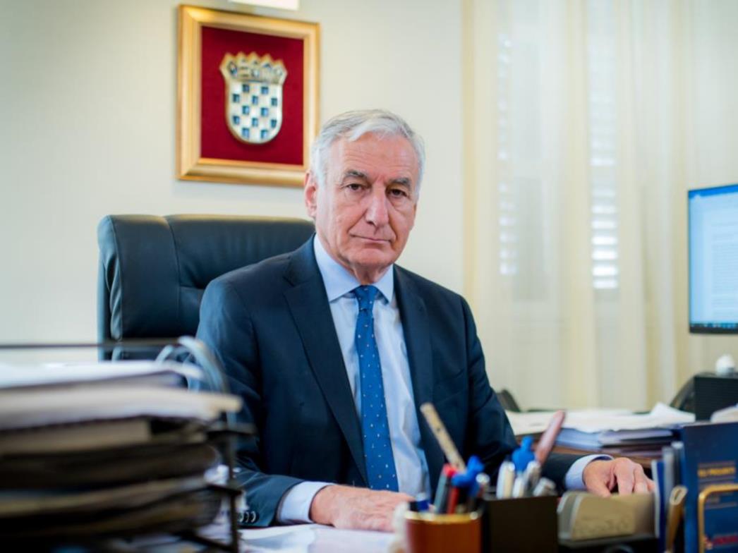 Novogodišnja čestitka župana Nikole Dobroslavića