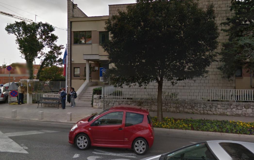 OBAVIJEST ZA GRAĐANE Policijska uprava dubrovačko-neretvanska prelazi na novo radno vrijeme
