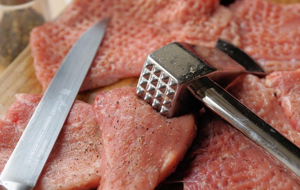 VISOKOPROTEINSKA  PREHRANA  NIJE  ZA  DJECU  Iako  i  u  nutricionizmu  postoje  trendovi,  treba  biti  na  oprezu  kada  je  riječ  o  najmlađima
