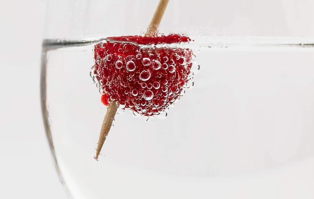 RECEPT ZA SREĆU     Osobu koja vam se sviđa uskoro ćete moći natjerati da se zaljubi