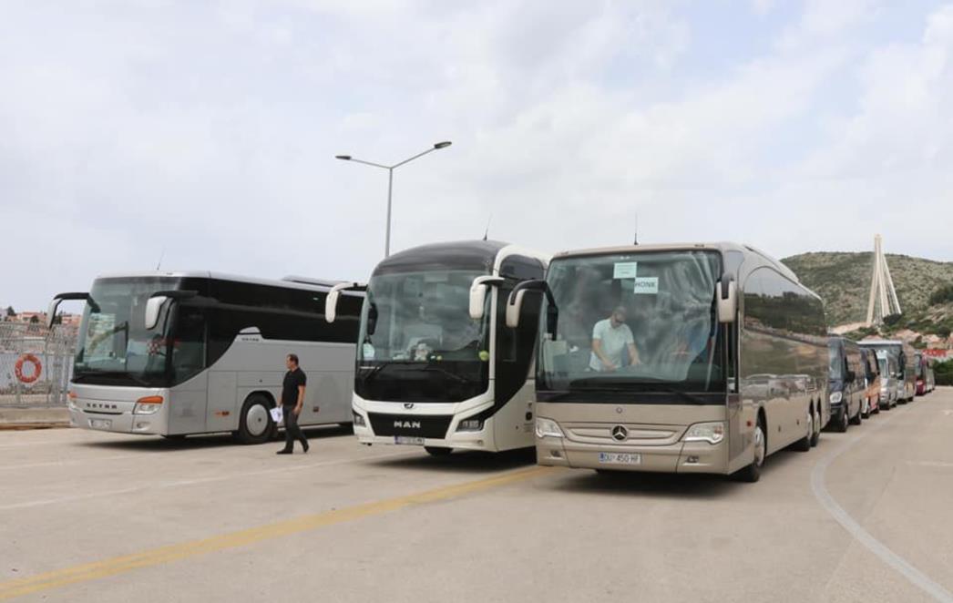 'BANKE NEMAJU MILOSTI' Dubrovački autobuser: Lani smo drugima prebacivali poslove od tisuća eura, a sad je neizvjesnost