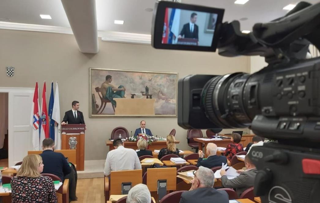 Krenula proračunska sjednica    Gradskog vijeća   (VIDEO)