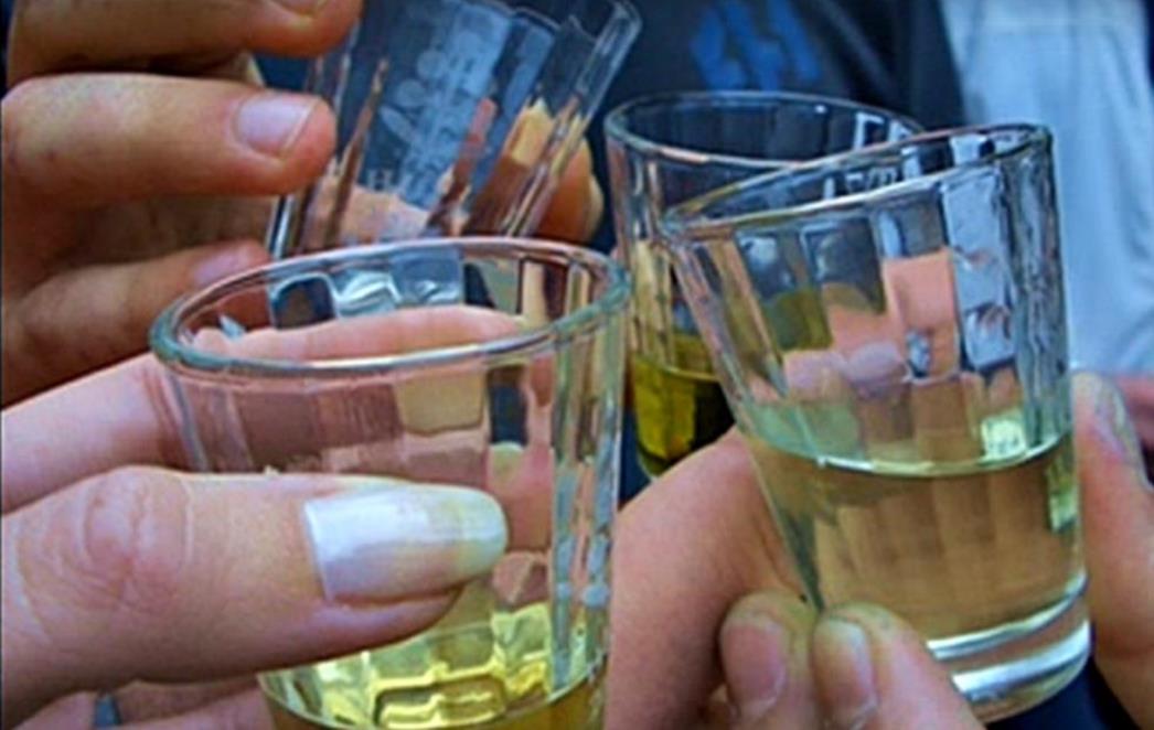 RAKIJA U SLUŽBI DOMAĆICA Naše bake koristile su je za sve - od liječenja do pranja prozora