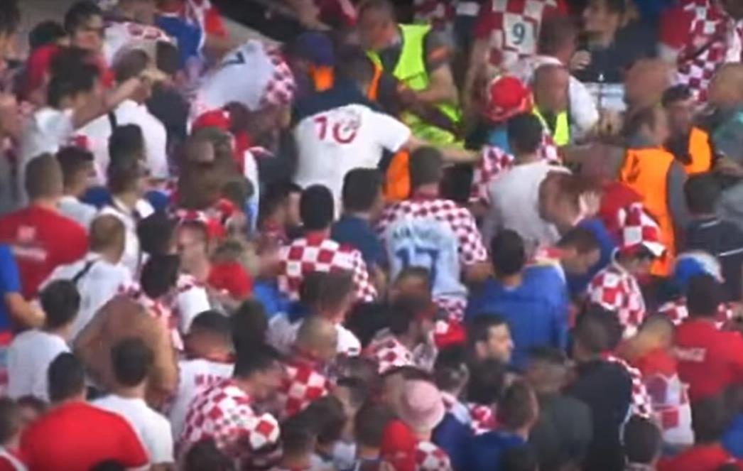 HRVATSKA PONOVNO NA DNEVNOM REDU DISCIPLINACA UEFE: Danas se odlučuje o kazni zbog divljanja navijača protiv Češke (VIDEO)