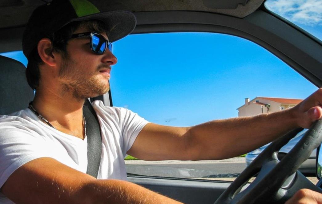 Kako se riješiti  ogrebotina na sunčanim naočalama?