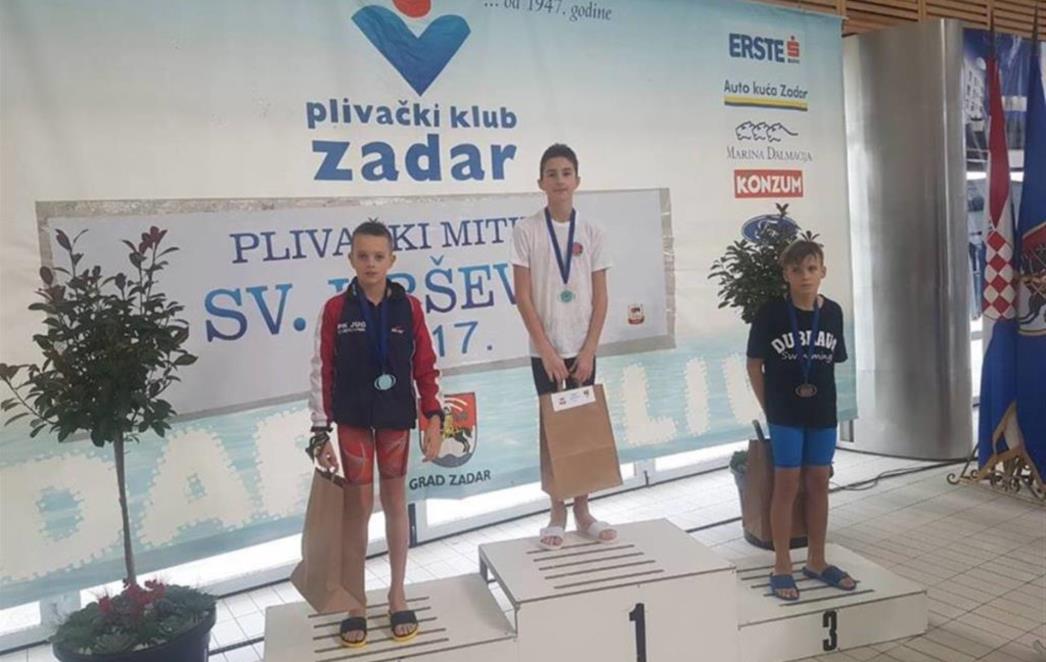 Na plivačkom mitingu u Zadru Jugaši osvojili osam medalja