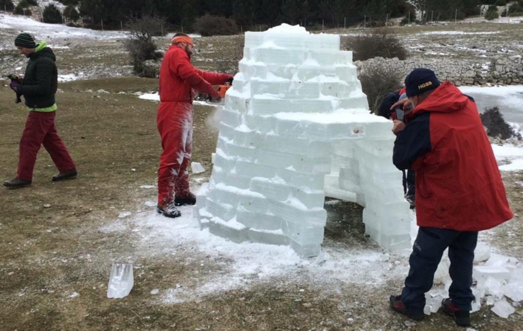 POLARNA ZIMA Kad na Braču nikne iglu, znate koja je ura
