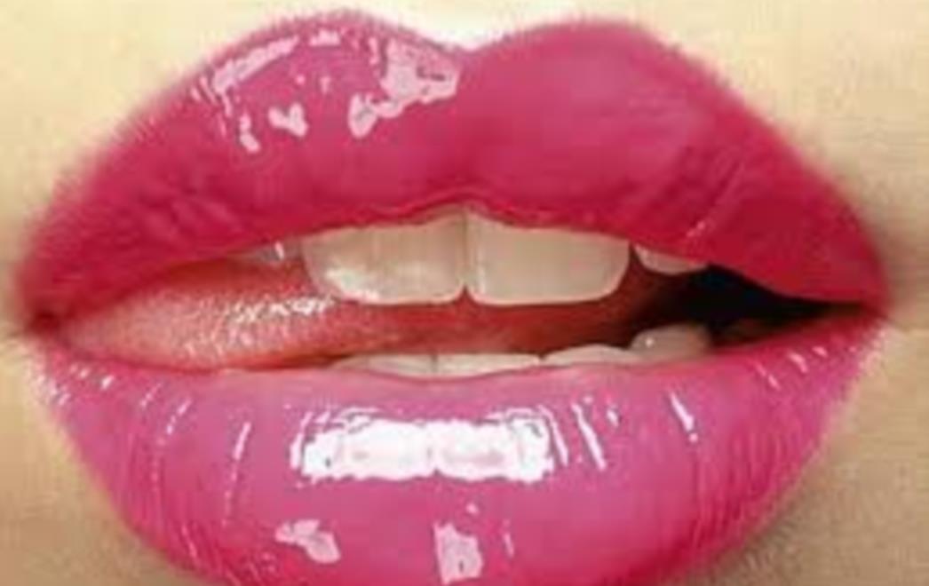 Evo u kakvoj su vezi make-up i ljubav